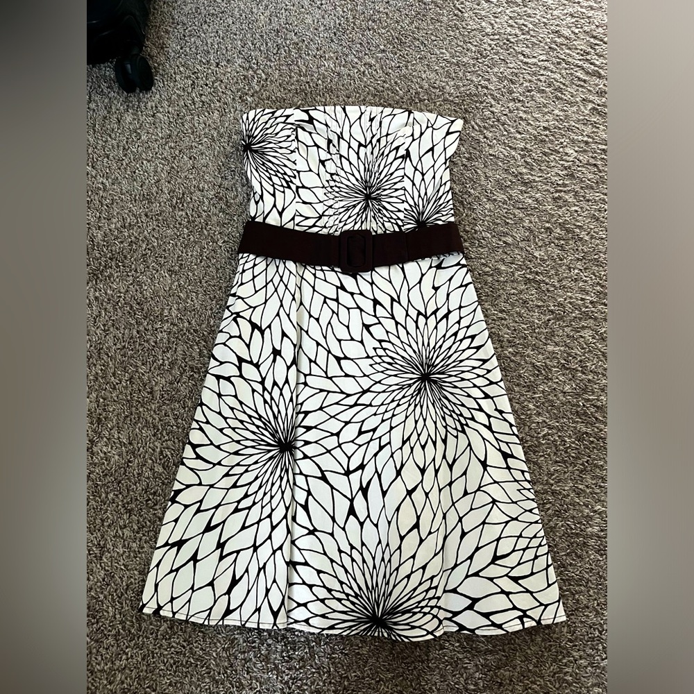 B Smart Strapless Dress.